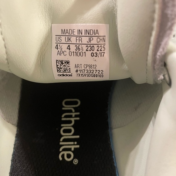 Pharrell Williams Adidas Stan Smith - Picture 4 of 5